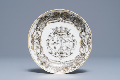 Une tasse et soucoupe armori&eacute; en porcelaine de Chine grisaille et dor&eacute;, Qianlong