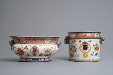 Twee Imari-stijl wijnkoelers met wapen van Koning Lodewijk XV van Frankrijk, Samson, Parijs, 19e eeuw