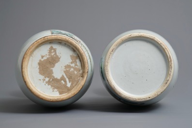Two Chinese famille rose vases with figures in a garden, 19/20th C.