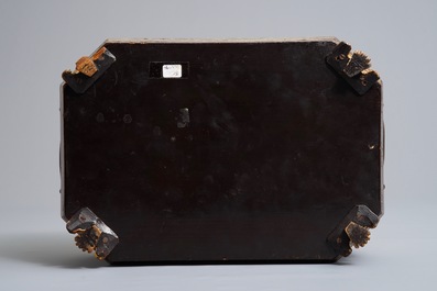 A massive Chinese Canton export lacquer tray and a sewing box, 18/19th C.