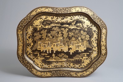A massive Chinese Canton export lacquer tray and a sewing box, 18/19th C.