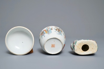 Une collection de porcelaines de Chine famille rose et bleu et blanc dont 'Bleu de Hue', 18/19&egrave;me