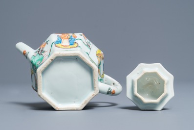 Une th&eacute;i&egrave;re couverte en porcelaine de Chine famille rose &agrave; d&eacute;cor de 'La Romance de la chambre de l'ouest', Yongzheng