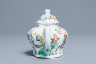 Une th&eacute;i&egrave;re couverte en porcelaine de Chine famille rose &agrave; d&eacute;cor de 'La Romance de la chambre de l'ouest', Yongzheng