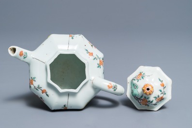 Une th&eacute;i&egrave;re couverte en porcelaine de Chine famille rose &agrave; d&eacute;cor de 'La Romance de la chambre de l'ouest', Yongzheng