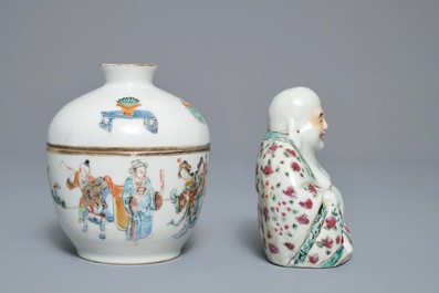 Une collection de porcelaines de Chine famille rose et bleu et blanc dont 'Bleu de Hue', 18/19&egrave;me