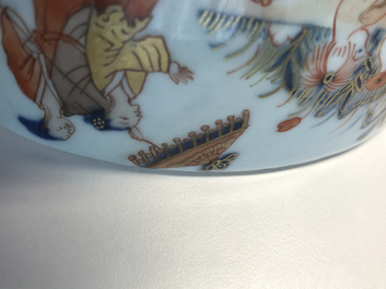 Un beurrier en porcelaine de Chine de style Imari &agrave; d&eacute;cor "Dames au Parasol", Qianlong, ca. 1736-1738
