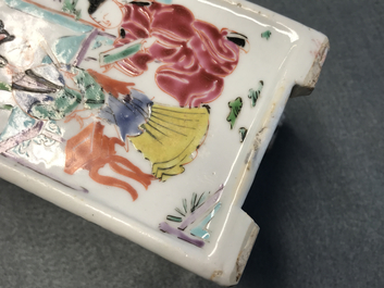 A square Chinese famille rose brush pot on wooden stand, Yongzheng/Qianlong