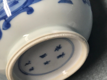 A Chinese blue and white ewer and cover with 'antiquities' design, Kangxi