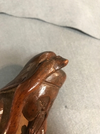 Twee Chinese bamboe figuren, 19e eeuw