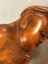 Twee Chinese bamboe figuren, 19e eeuw