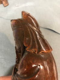 Twee Chinese bamboe figuren, 19e eeuw