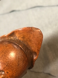 Twee Chinese bamboe figuren, 19e eeuw