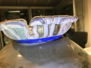 A rare Chinese famille rose Pronk style basin, Qianlong, ca. 1740