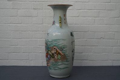Een Chinese famille rose vaas met tweezijdig decor, 19/20e eeuw