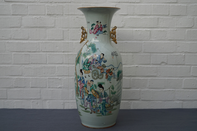 A Chinese famille rose double design vase, 19/20th C.