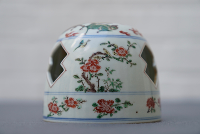 A Chinese famille verte incense holder, Xuande mark, 19/20th C.
