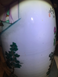 A Chinese famille rose two-sided design vase, 19/20th C.