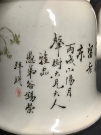 A Chinese qianjiang cai teapot and cover, 19/20th C.