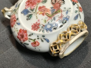 Two Chinese famille rose and verte vases and a snuff bottle, Kangxi/Yongzheng