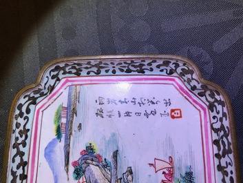 Quatre soucoupes de forme carr&eacute; en &eacute;maux de Canton, Qianlong