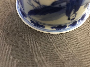 Een Chinese blauwwitte kom op voet, Ming, Chongzhen