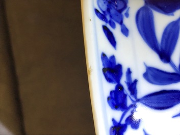 A Chinese blue and white five-piece garniture with dragons, Kangxi marks, 19th C.