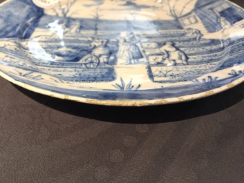 Une assiette en fa&iuml;ence de Delft bleu et blanc de la s&eacute;rie des "Zodiaques", premier quart du 18&egrave;me