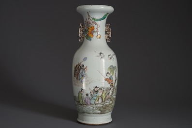 A Chinese qianjiang cai 'immortals' vase, 19/20th C.