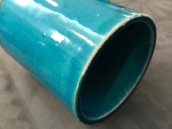 A Chinese monochrome turquoise-glazed brush pot and a plate, Kangxi