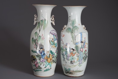 Two Chinese famille rose vases with figures in a garden, 19/20th C.