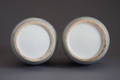 A pair of Chinese famille rose 'playing boys' vases, 19/20th C.