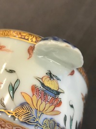 Drie ronde Chinese dekselterrines van het servies van Koning Lodewijk XV van Frankrijk, Yongzheng, ca. 1732