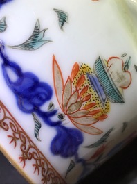 Drie ronde Chinese dekselterrines van het servies van Koning Lodewijk XV van Frankrijk, Yongzheng, ca. 1732