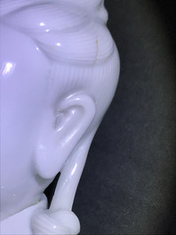 A Chinese Dehua blanc de Chine figure of Guanyin, 19th C.