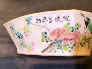 Neuf pi&egrave;ces en porcelaine de Chine qianjiang cai, 19/20&egrave;me