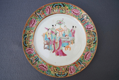 Twelve Chinese Canton Mandarin famille rose plates and soup plates, Daoguang