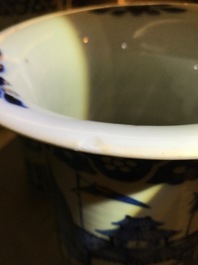 A Chinese blue and white five-piece garniture with port views, 19th C.