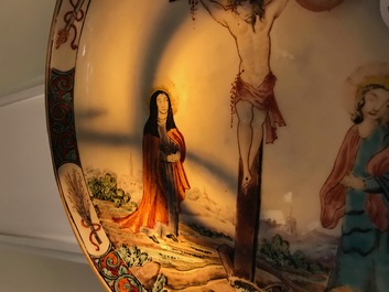 A Chinese famille rose 'Crucifixion' plate, Qianlong