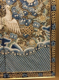 Une paire de carr&eacute;s ou badges de mandarin kesi &agrave; d&eacute;cor d'oies, Chine, 18/19&egrave;me