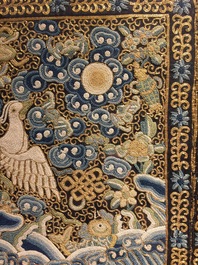 Une paire de carr&eacute;s ou badges de mandarin kesi &agrave; d&eacute;cor d'oies, Chine, 18/19&egrave;me