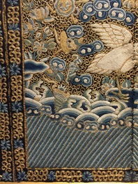 Une paire de carr&eacute;s ou badges de mandarin kesi &agrave; d&eacute;cor d'oies, Chine, 18/19&egrave;me