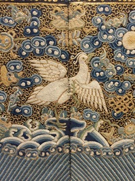 Une paire de carr&eacute;s ou badges de mandarin kesi &agrave; d&eacute;cor d'oies, Chine, 18/19&egrave;me