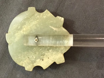 Quatre pi&egrave;ces en jade sculpt&eacute; de style archa&iuml;que, 19/20&egrave;me