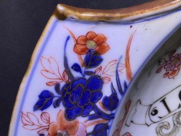 Een Chinees rose-Imari scheerbekken met het wapen van Zeeland, Kangxi/Yongzheng