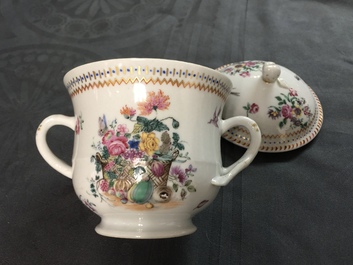 A Chinese famille rose 18-part tea service with fruit baskets and flowers, Qianlong