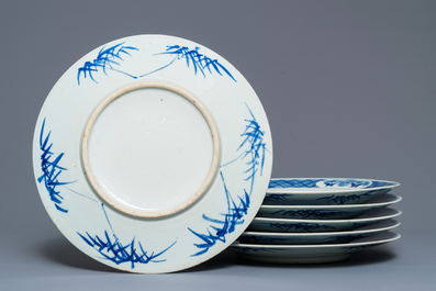 Zes Chinese blauwwitte schotels met feniksen, 19e eeuw