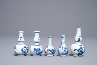 Five Chinese blue and white minature vases, Kangxi