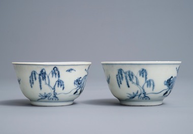 Een paar Chinese blauwwitte koppen en schotels, Ca Mau scheepswrak, Yongzheng