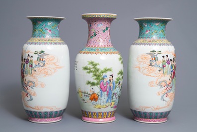Drie Chinese famille rose vazen, Qianlong merk, Republiek, 20e eeuw